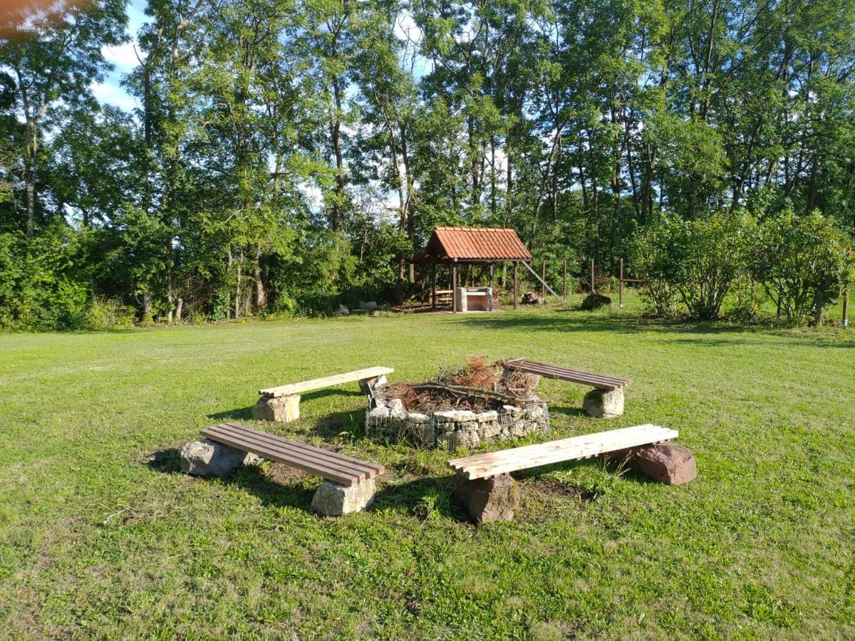 Haus Ringgau - Urlaub, Gemeinschaft Und Erlebnis Im Herzen Von Deutschland Herleshausen Extérieur photo